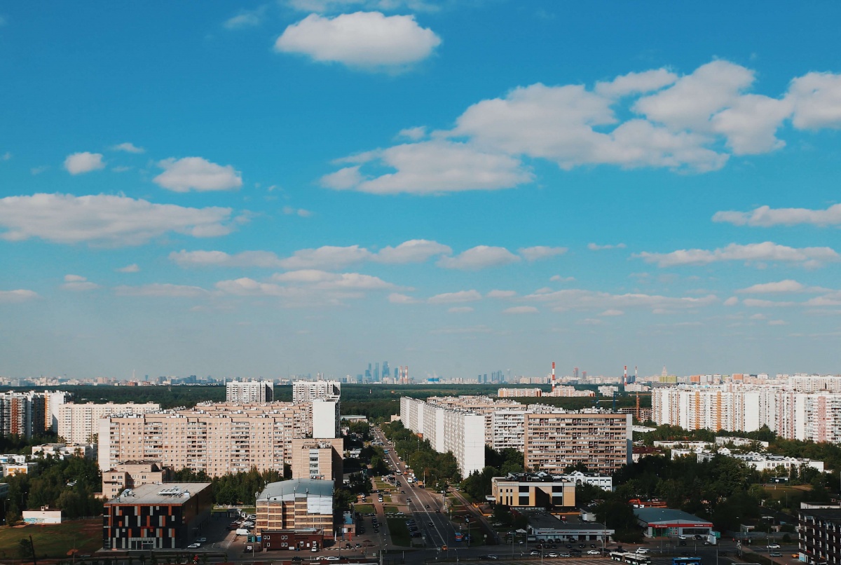 Выбираем вид из окон: Москва-Сити, парк или закаты над Новопеределкино